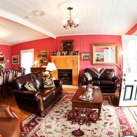 Maison Hovington Bed & Breakfast Tadoussac Ngoại thất bức ảnh