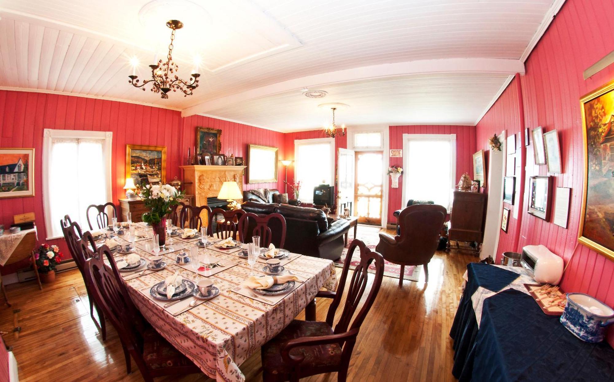 Maison Hovington Bed & Breakfast Tadoussac Ngoại thất bức ảnh